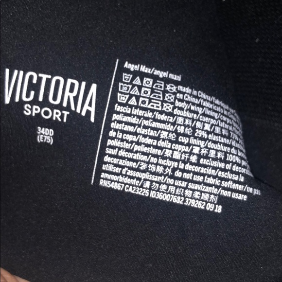 3 VS sports bras - Picture 5 of 6